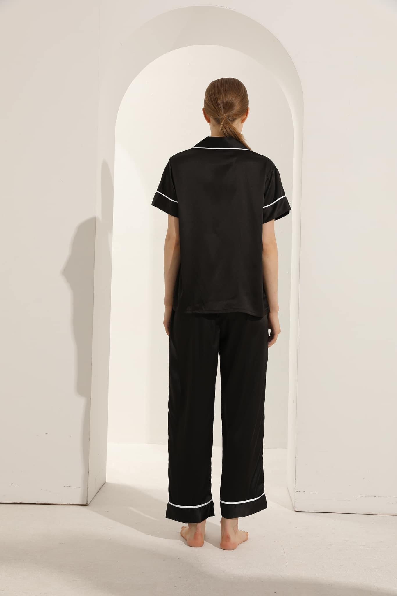 Black Short Sleeve & Pants Pyjamas