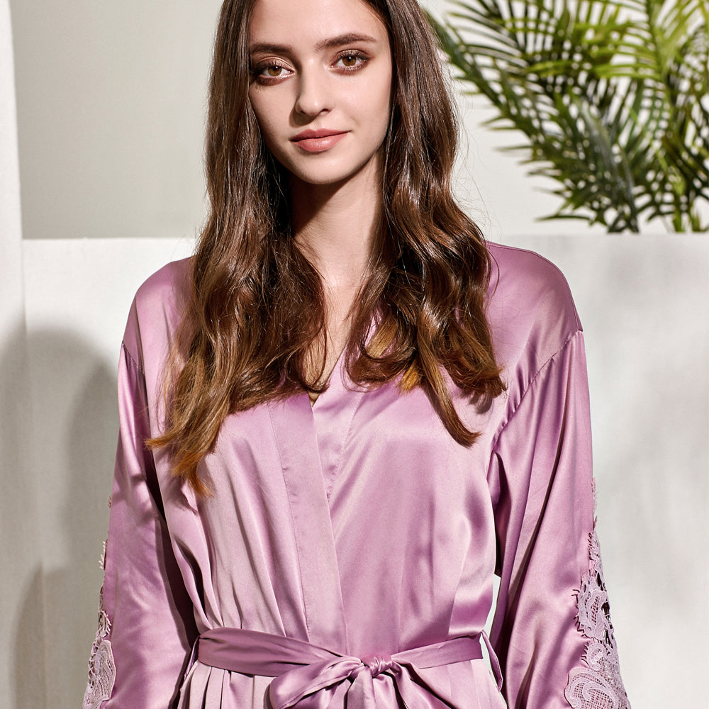 Harper Mauve Robe